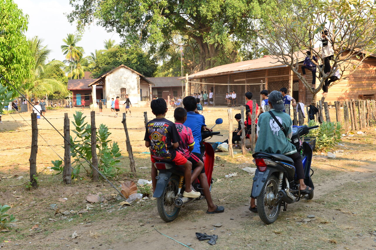 BARRE Yvon ile Don Khon Lao (2)