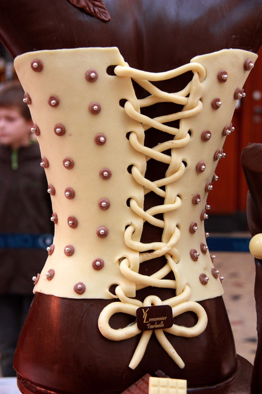 Claire Lemière corset chocolat