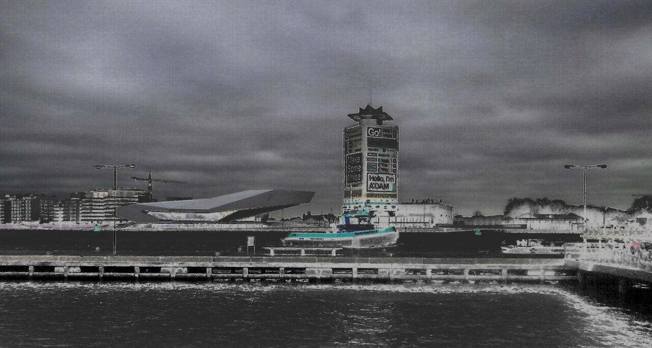 Niklas DC A.Dam Toren 