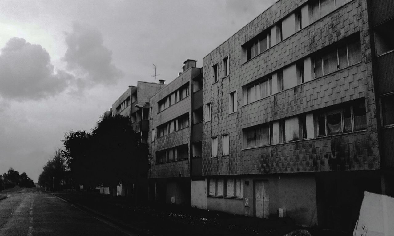 Niklas DC Murders in the rue Morgue BW